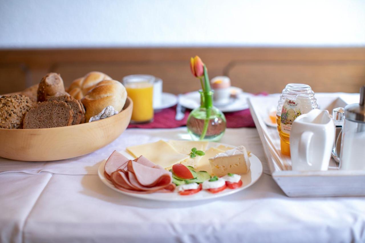 Haus Scharler, Talstation Hotel Neukirchen am Grossvenediger Ngoại thất bức ảnh