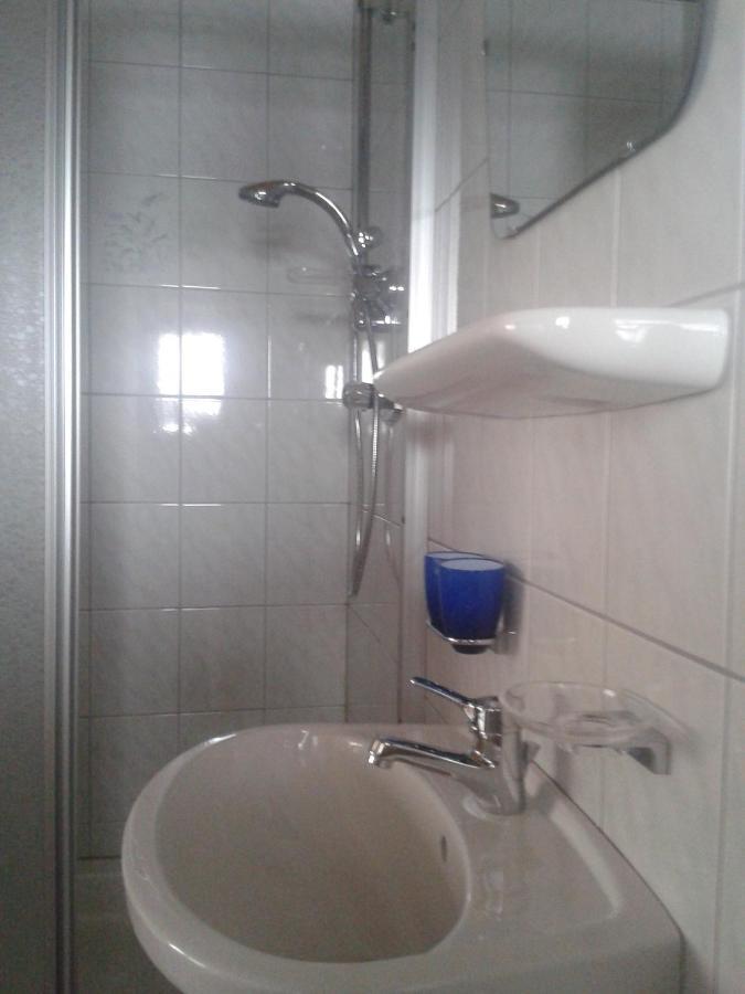 Haus Scharler, Talstation Hotel Neukirchen am Grossvenediger Ngoại thất bức ảnh